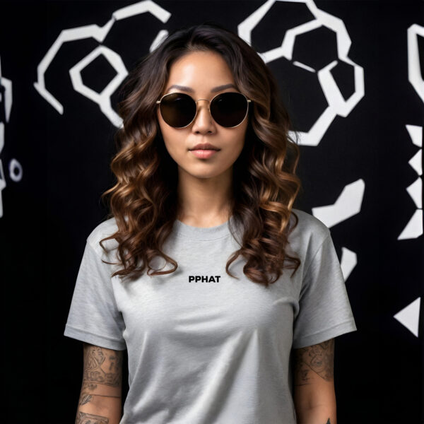 POOSEEPHAT Women’s Grey Tee